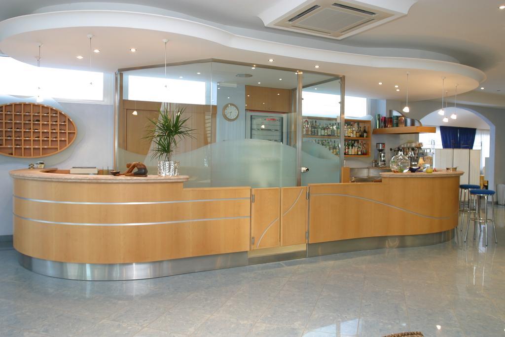 Hotel Monti